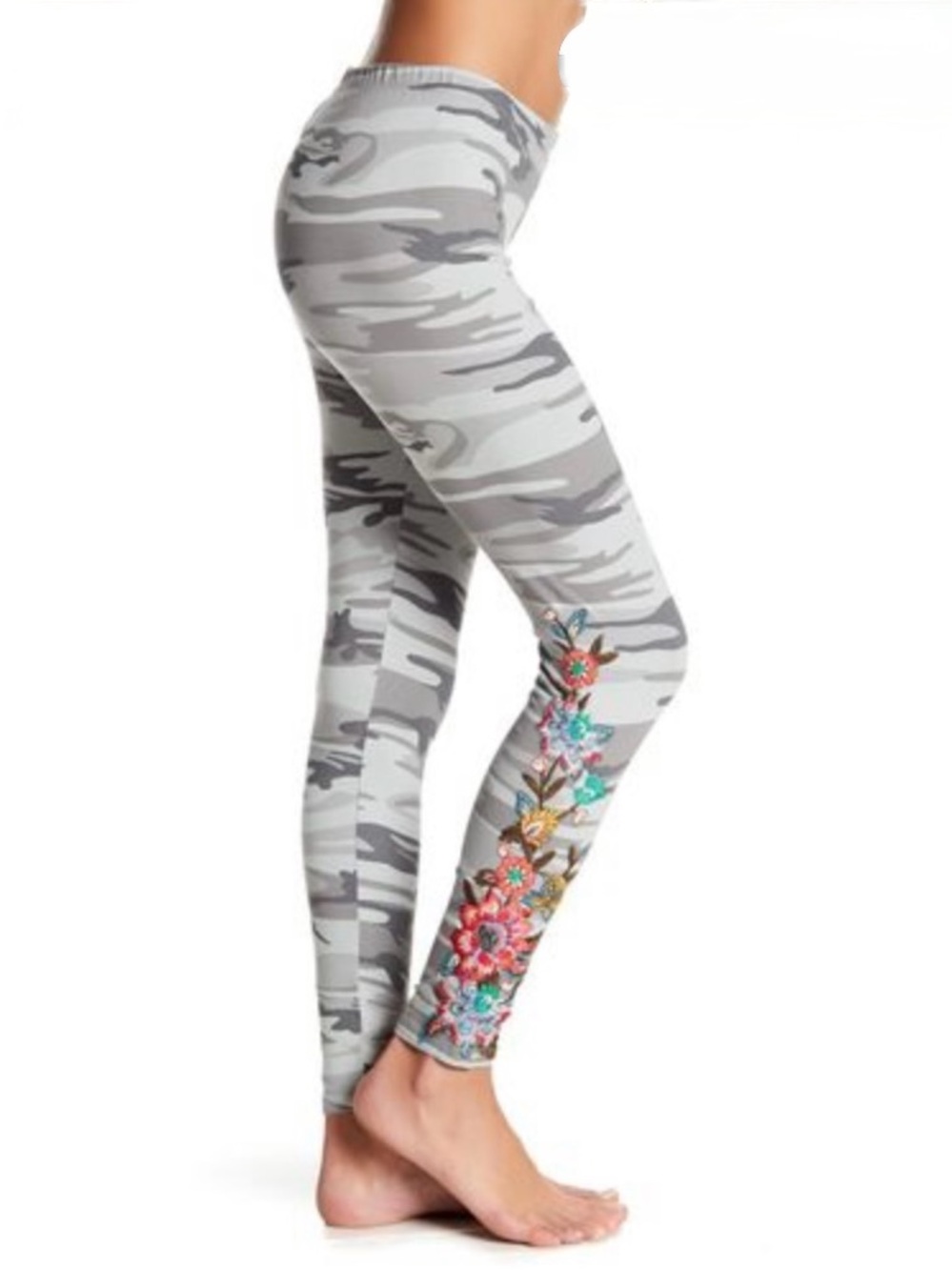 Johnny Was JW Los Angeles Camo Embroidered Leggings Sz S